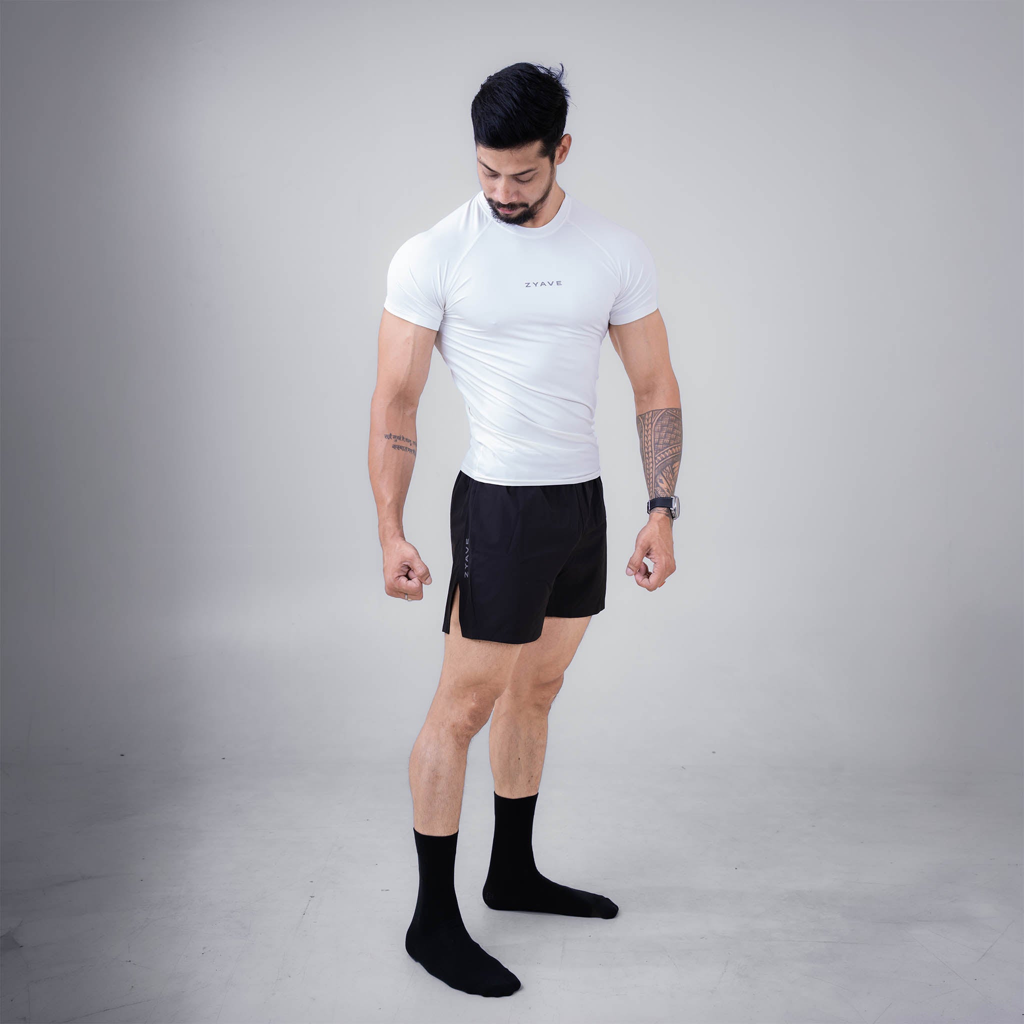 ZYAVE Men's White Compression T-Shirt - Front View